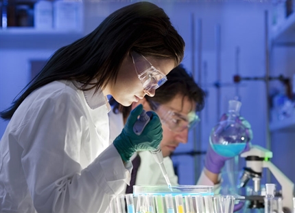 Humidification et déshumidification dans les salles blanches et les laboratoires