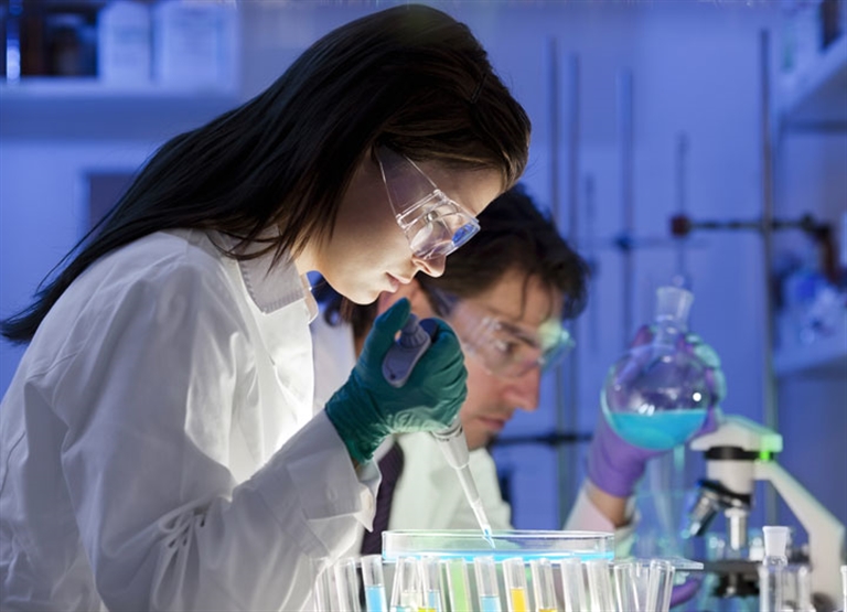 Humidification et déshumidification dans les salles blanches et les laboratoires