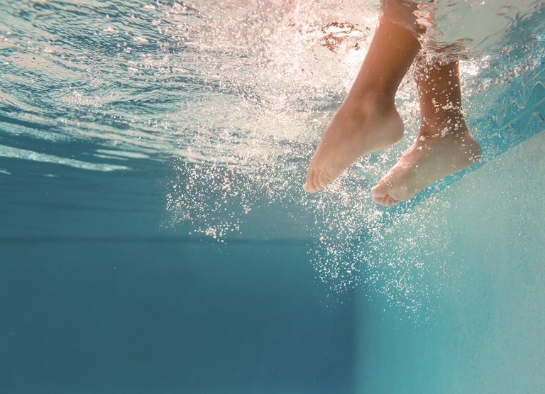 Ontvochtiging in zwembaden